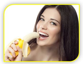Банан имеет массу полезных свойств для здоровья человека: этот фрукт благотворно влияет на работу сердечно-сосудистой системы, улучшает состояние кожи, нормализует давление и поднимает настроение